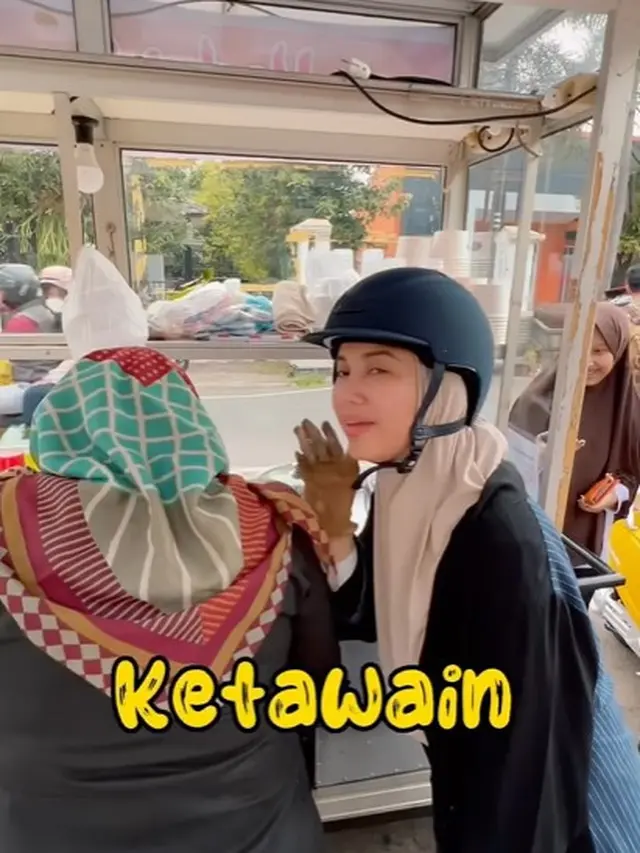 Chacha Frederica ngabuburit bersama suami (Instagram/chafrederica)