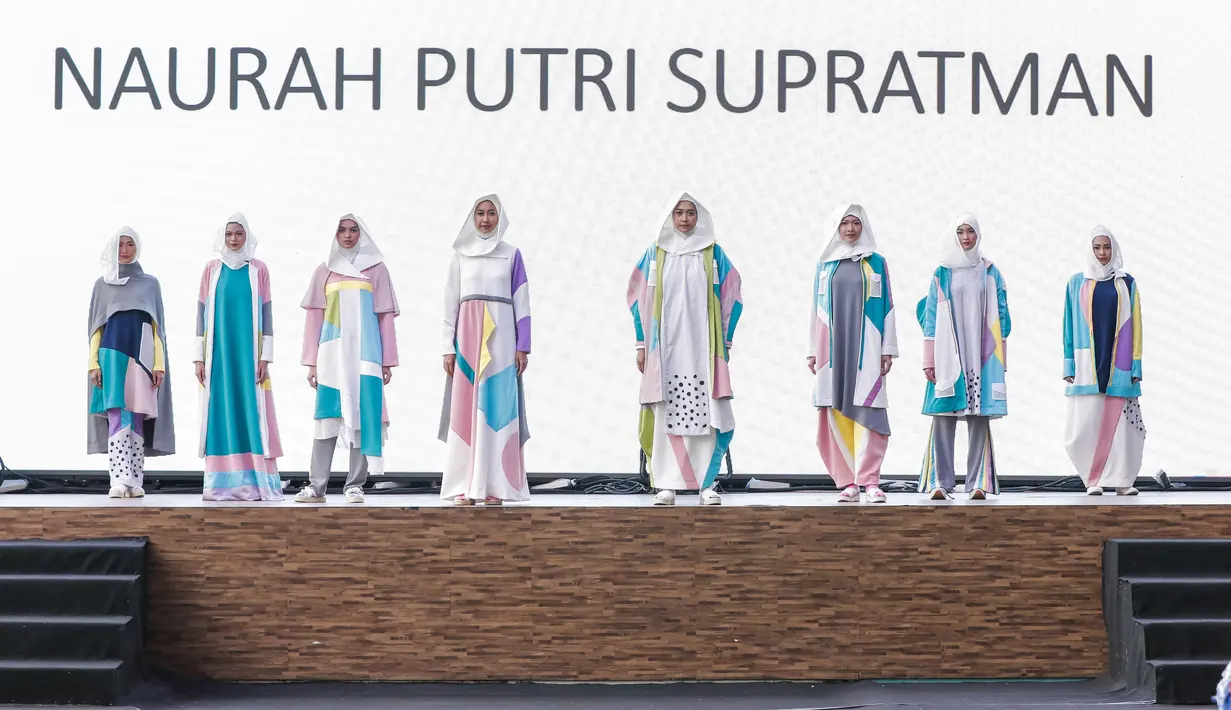 Tema kali ini adalah Revati yang artinya kemakmuran. Karena batch 2 mengangkat tema Down to Earth yang menggambarkan bahwa planet bumi ini sangat kata akan sumber alam. (Liputan6.com/Pool/IFC)