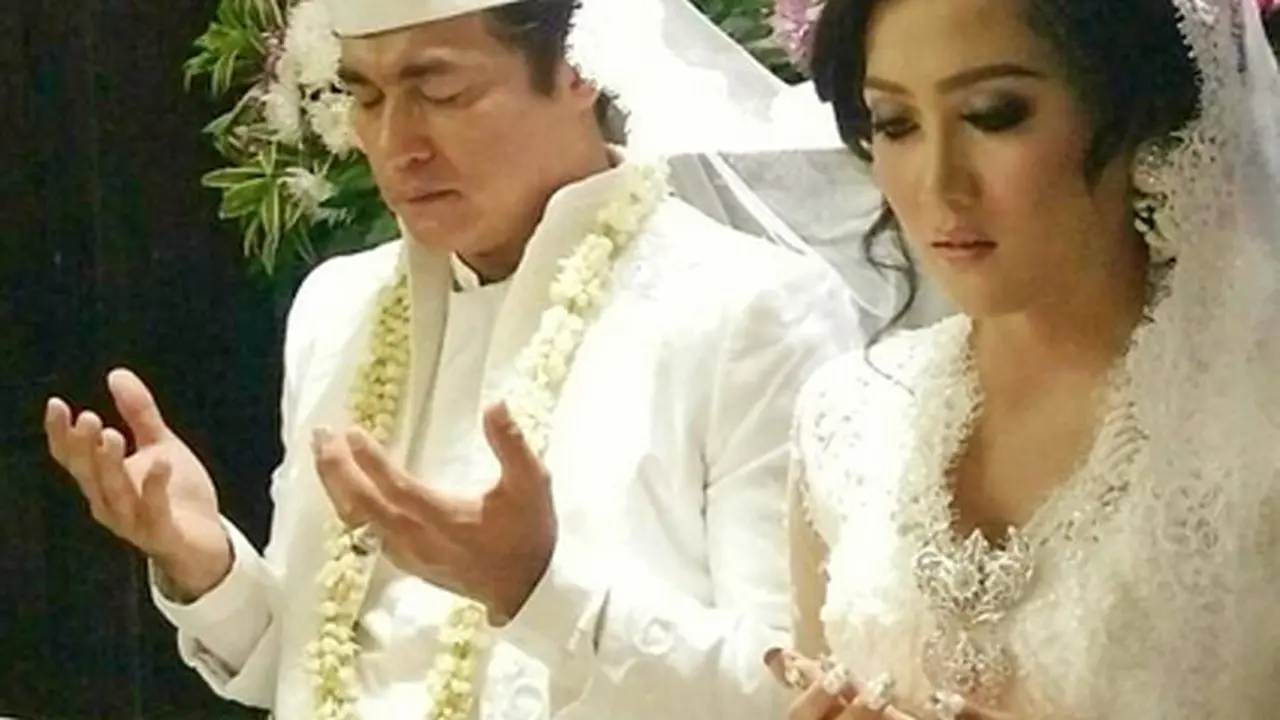 [Bintang] Adjie Pangestu dan Novita Petria
