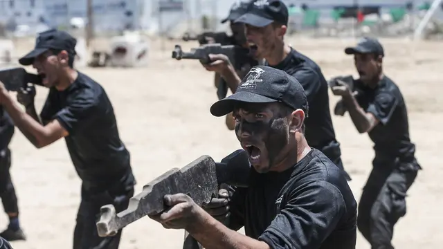 Semangat Calon Prajurit Hamas Ikut Latihan Militer di Gaza
