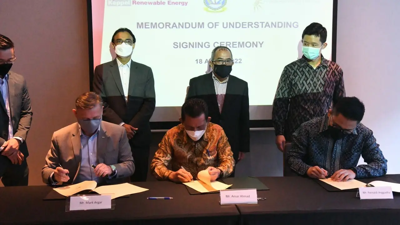 Penandatanganan nota kesepahaman antara Pemprov Kepri dengan Quantum Power Asia dan ib vogt di Kedutaan Besar Indonesia di Singapura.