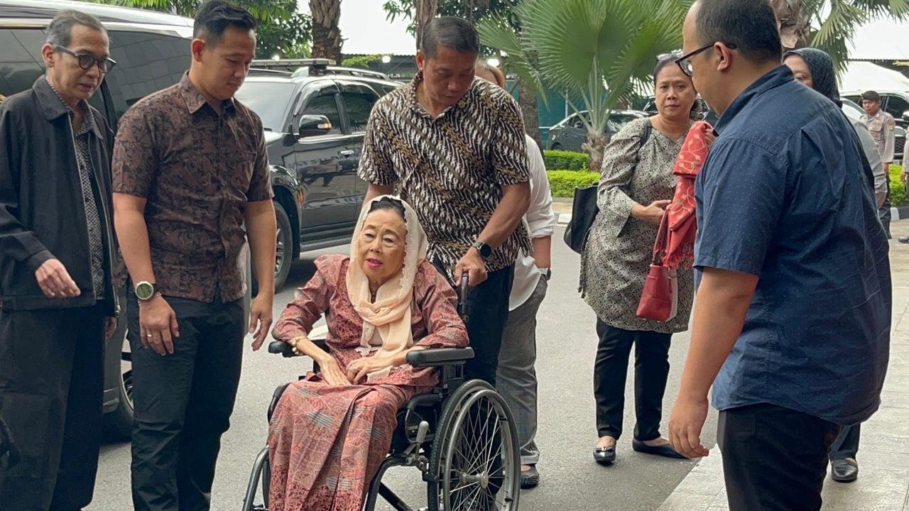 Istri Gus Dur & Gerakan Nurani Bangsa Datangi Polda Metro Jaya, Besuk Para Aktivis yang Ditahan Usai Demo Ricuh