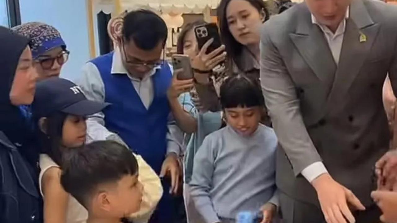 Verrell Bramasta Sempatkan Hadir di Ulang Tahun Gala Sky di Tengah Kesibukan