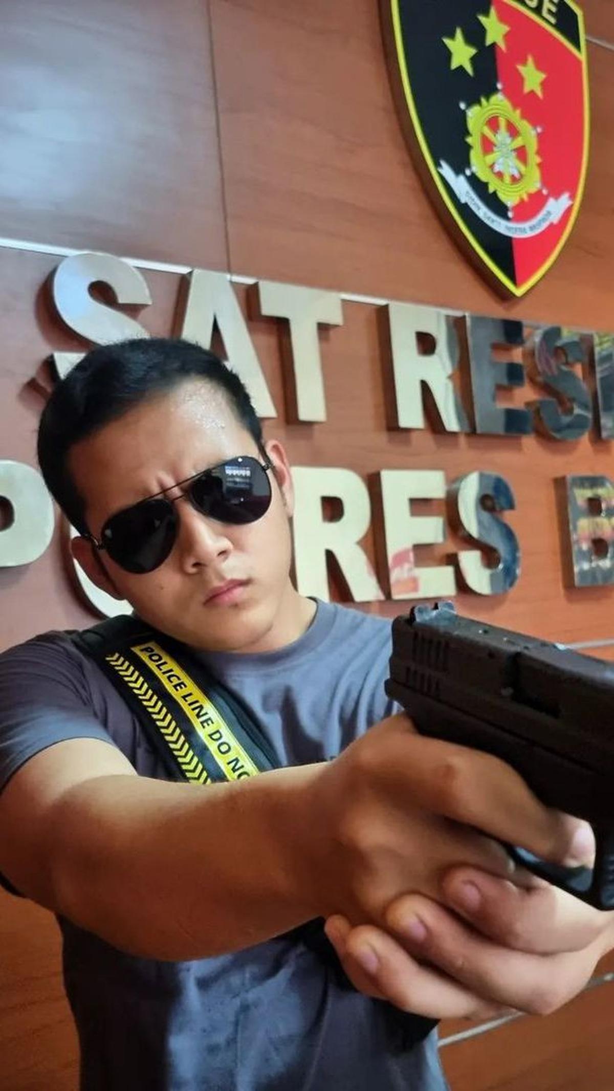 Melalui unggahan di akun media sosial miliknya, Hafiz memberitakan kabar bahagia tersebut.  <br>