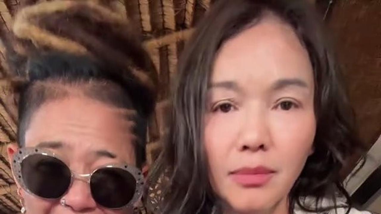 7 Potret Bunda Corla dan Mertua Jennifer Coppen Bertemu, Kocak Banget - Sama Aktifnya