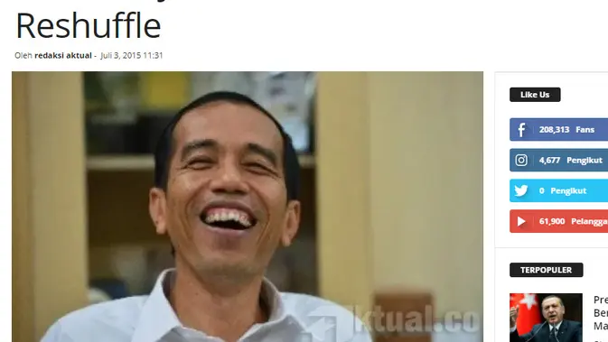 Cek Fakta Liputan6.com menelusuri klaim foto Jokowi memegang kartu kabur saat demo.html