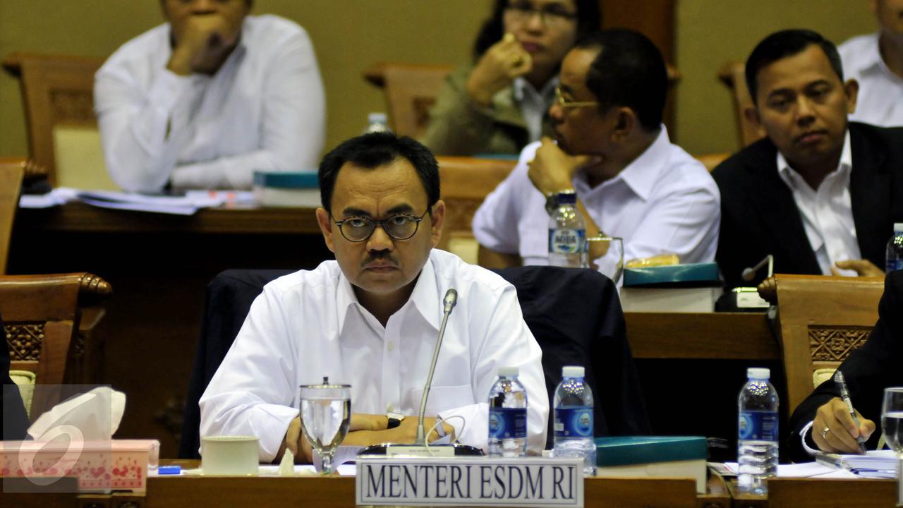 20160125- Menteri ESDM Sudirman Said Raker Komisi VII-Jakarta-Johan Tallo
