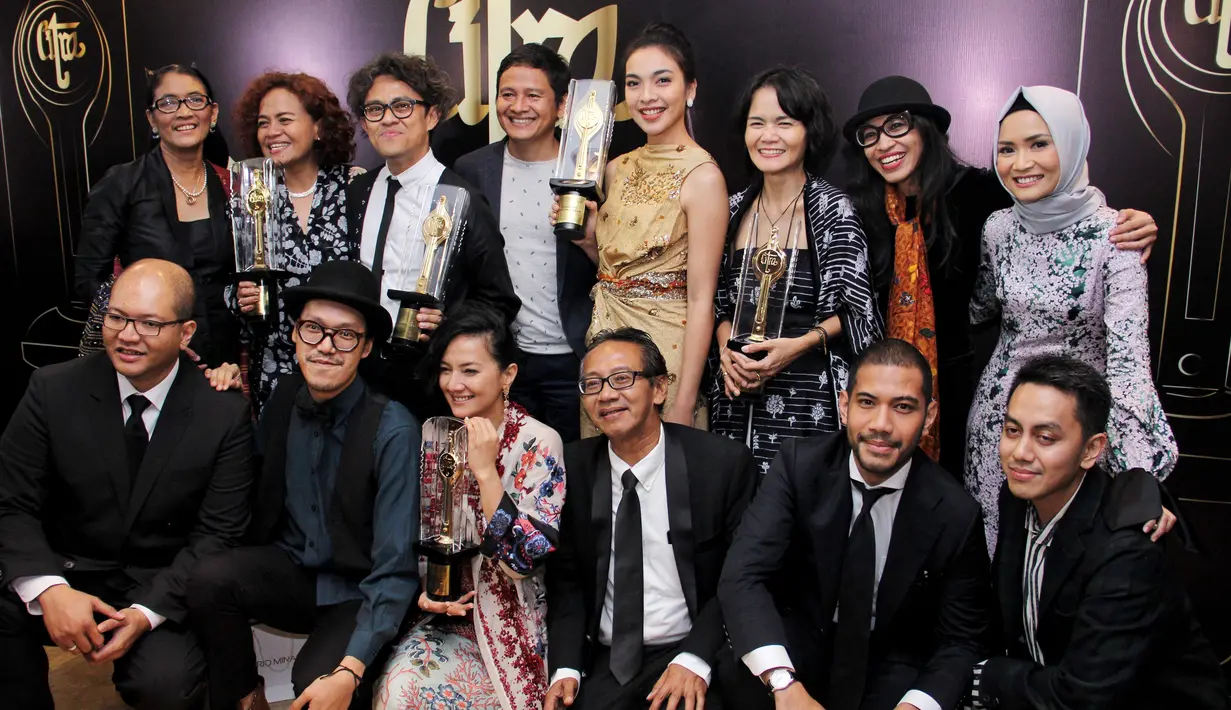 Ajang penganugerahan para sineas film Festival Film Indonesia (FFI) 2016 baru saja di gelar. Acara berlangsung di Taman Ismail Marzuki, Jakarta pada Minggu (6/11). (Adrian Putra/Bintang.com)