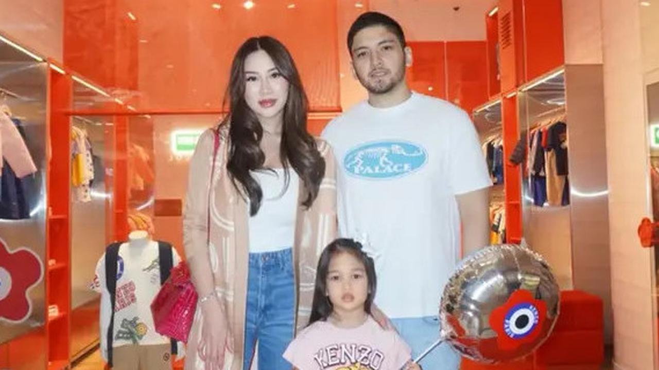 Potret Terbaru Kezia Toemion, Menantu Keluarga Cendana yang Kembali Langsing Usai Melahirkan Anak Kedua