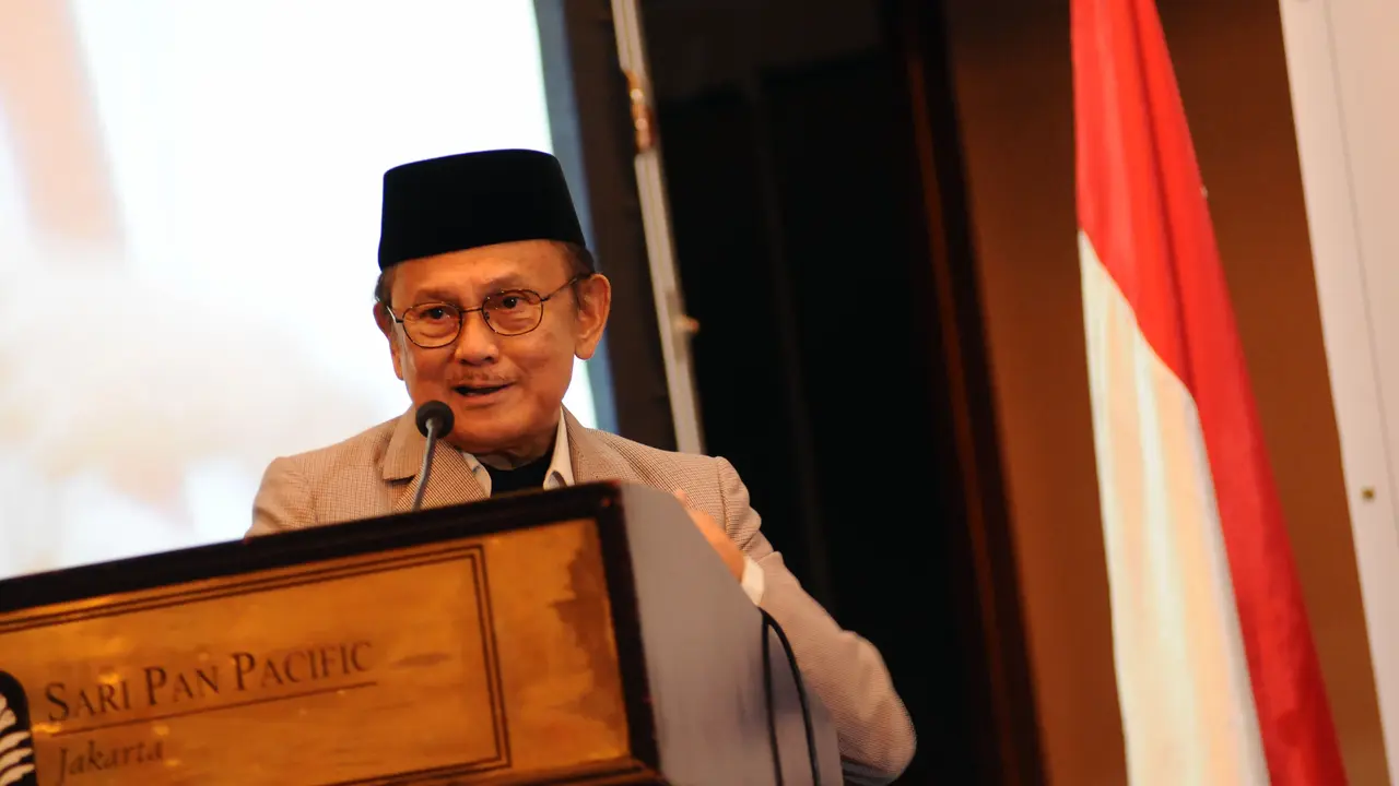 Anggota DPR Heboh Kabar BJ Habibie Meninggal Saat Rapat Paripurna