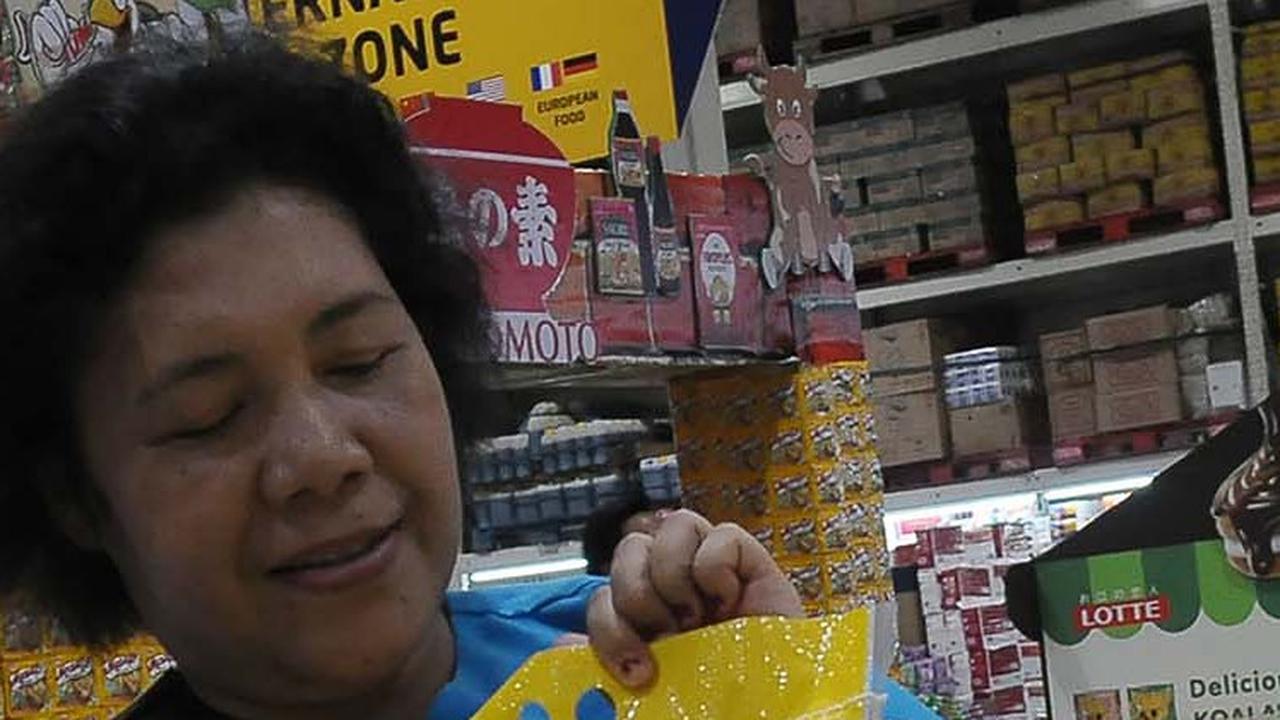 Jokowi Rajin Bagi-Bagi Bansos, Tapi Ekonomi Indoensia Diramal Hanya Tumbuh 5,04 Persen Sepanjang 2023