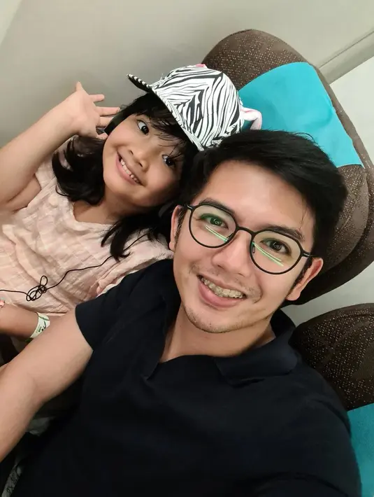 [Instagram/ellynatirta]