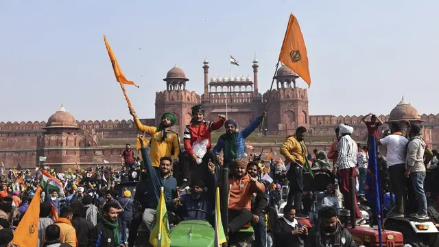 Demonstrasi petani di India (AP Photo / Dinesh Joshi)