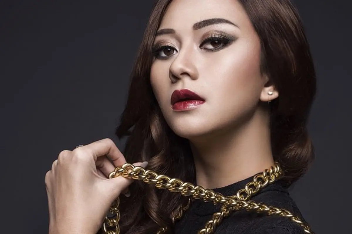 Aura Kasih  