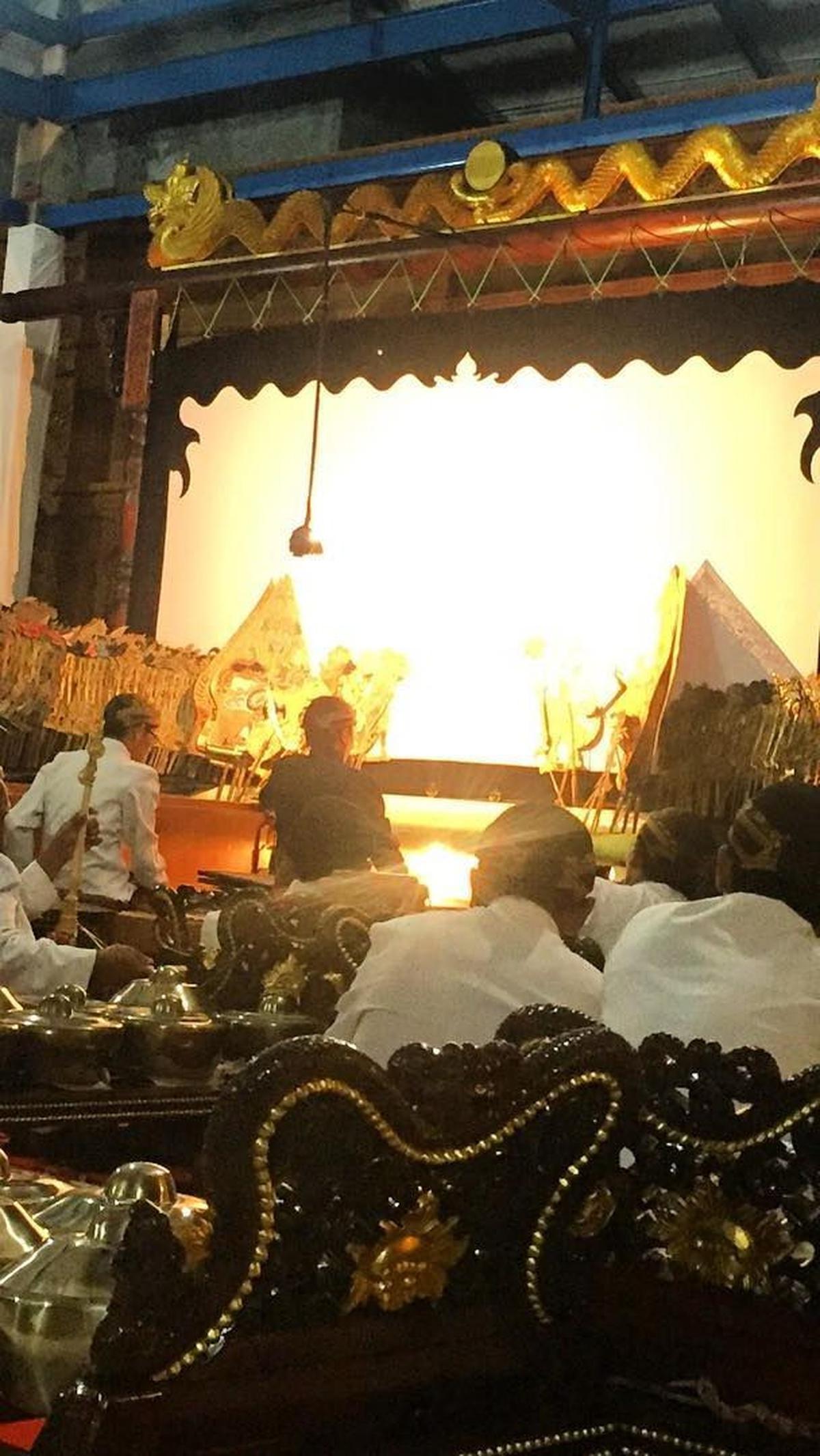 Lantas siapakah Ki Anom Suroto?&nbsp;