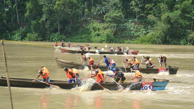 Festival Serayu, upaya masyarakat Banyumas untuk melestarikan Sungai Serayu lewat gelar wisata dan budaya. (Foto: Liputan6.com/Muhamad Ridlo)