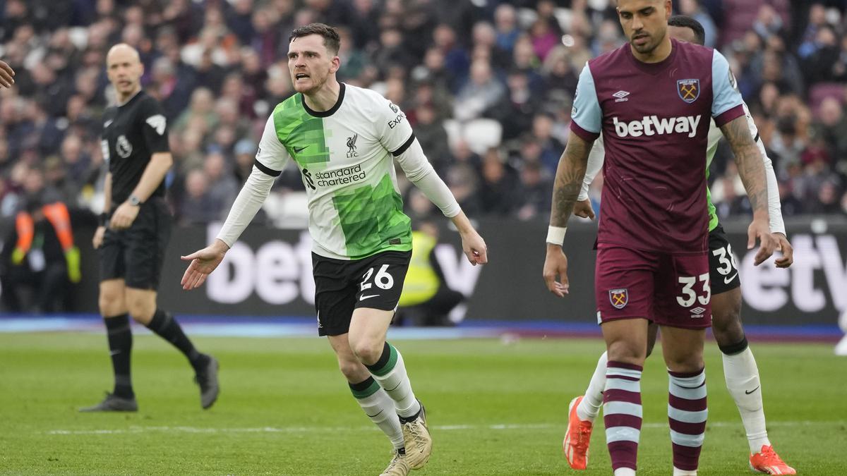 Kabar Baik Bagi Liverpool, Atletico Madrid Kini tak Lagi Tertarik Pada Robertson