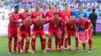 Pemain Timnas&nbsp;Swiss berpose sebelum pertandingan perdana Grup G Piala Dunia 2022 melawan Timnas&nbsp;Kamerun di Al Janoub Stadium, Qatar, Kamis (24/11/2022). (AP Photo/Luca Bruno)