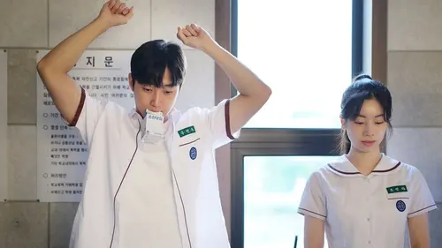 098576300_1738729521-jung-jinyoung-dahyun-3