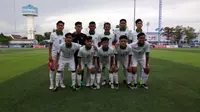Timnas Indonesia U-16 sebelum laga pertama melawan Myanmar di Piala AFF U-16, Minggu (9/7/2017). (Bola.com/Dok. PSSI)
