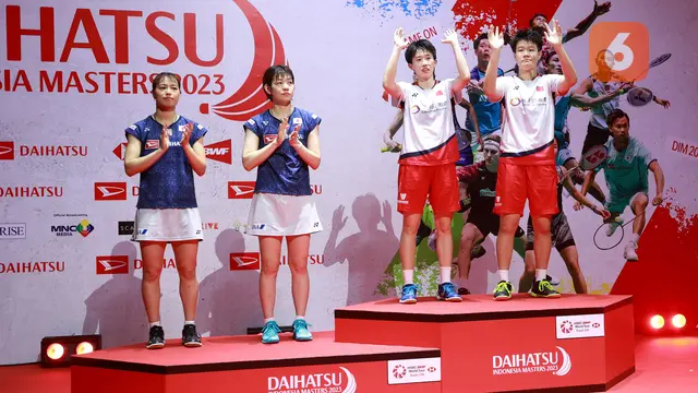 Foto: Baru Dipasangkan, Ganda Putri China Liu Sheng Shu / Zhang Shu Xian Raih Gelar Juara Indonesia Masters 2023