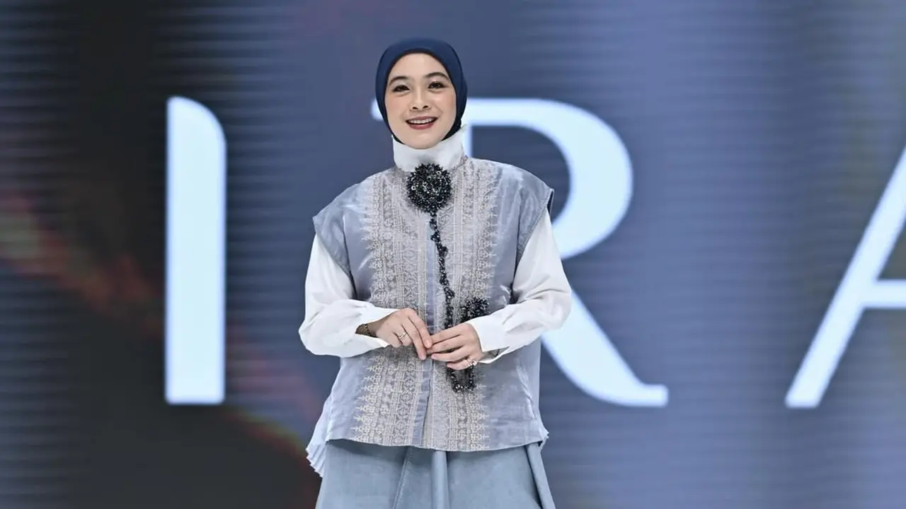 Koleksi Raya 2026 RiaMiranda, Dari Kombinasi Warna Baru yang Ceria hingga Tren Skirt-Over-Pants
