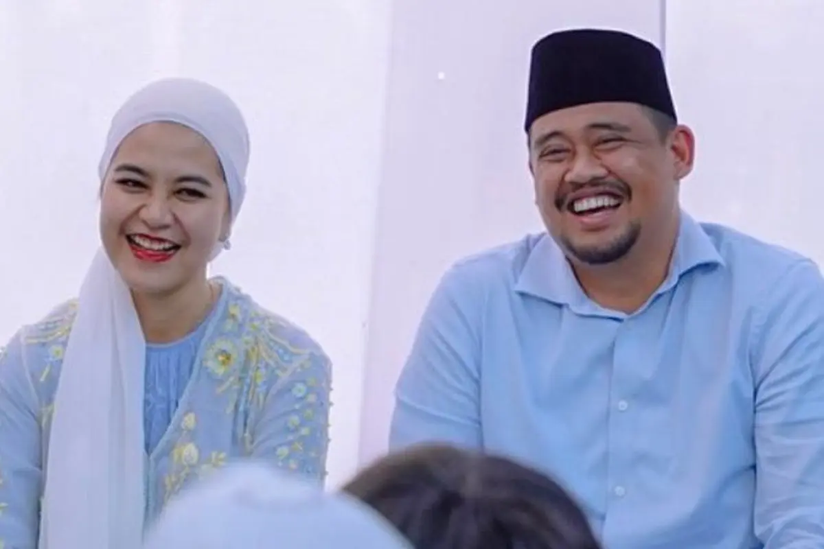 Ragam gaya kahiyang berjilbab saat ikut pengajian