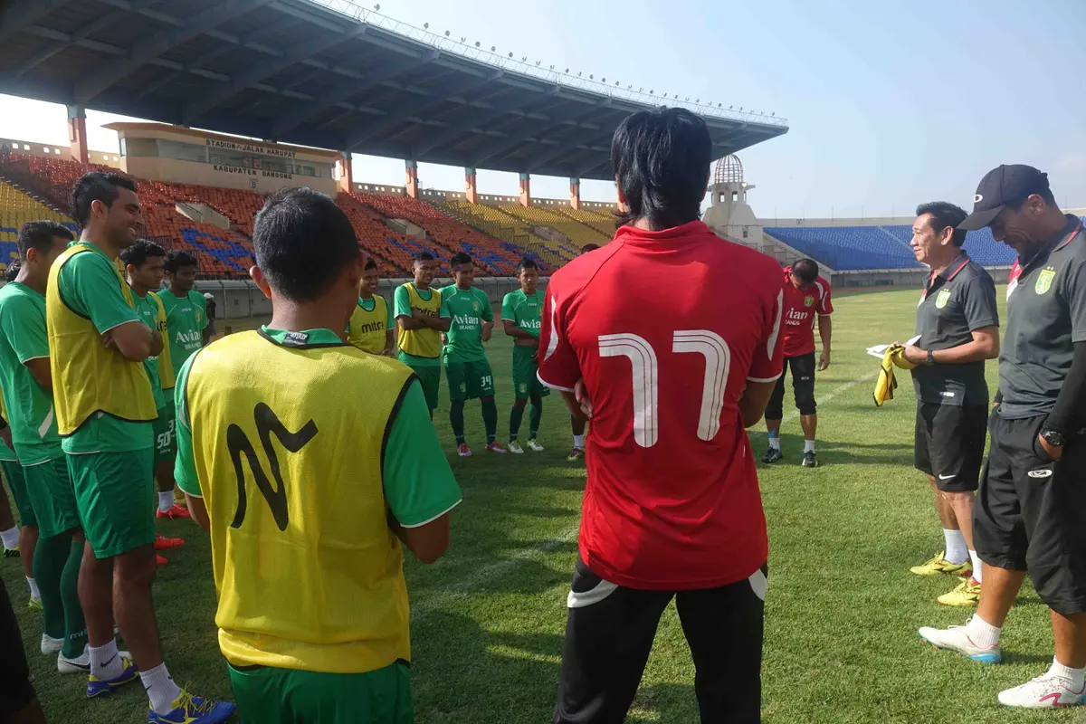 Surabaya United