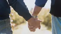 Pura-pura Jadi Gay demi Hindari Wanita yang Agresif Dekati Anda