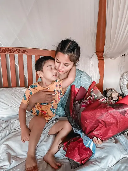 <p>Kirana Larasati (Instagram/kiranalarasati)</p>