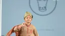 Model anak membawakan busana rancangan desainer Three Little Ahmads pada Jakarta Modest Fashion Week (JMFW) 2018 di Gandaria City, Jakarta, Sabtu (29/7). Fashion ini merupakan  wadah untuk menujukkan karya terbaik dan kreatif. (Kapanlagi/Bayu Herdianto)