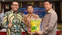 Anggota Komisi VII DPR RI Mukhtar Tompo mengatakan tumpahan minyak di lautan yang sudah terjadi sepanjang tahun perlu disikapi dengan pemberian sanksi tegas bagi pencemar lingkungan.