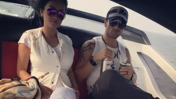 Julia Perez Kembali ke Pelukan Gaston Castano?