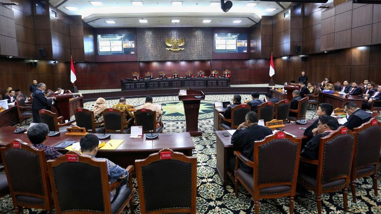 Tim Hukum Anies-Cak Imin Bongkar Temuan Intervensi Bansos di Balik Tingginya Suara Prabowo-Gibran