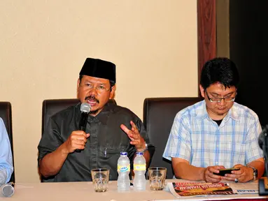 Hizbut Tahrir Indonesia (HTI) menggelar konferensi pers terkait rapat besar dan pawai di Stadion Gelora Bung Karno (GBK) pada Sabtu 30 Mei 2015 mendatang, Jakarta, Kamis (28/5/2015). (Liputan6.com/Yoppy Renato)