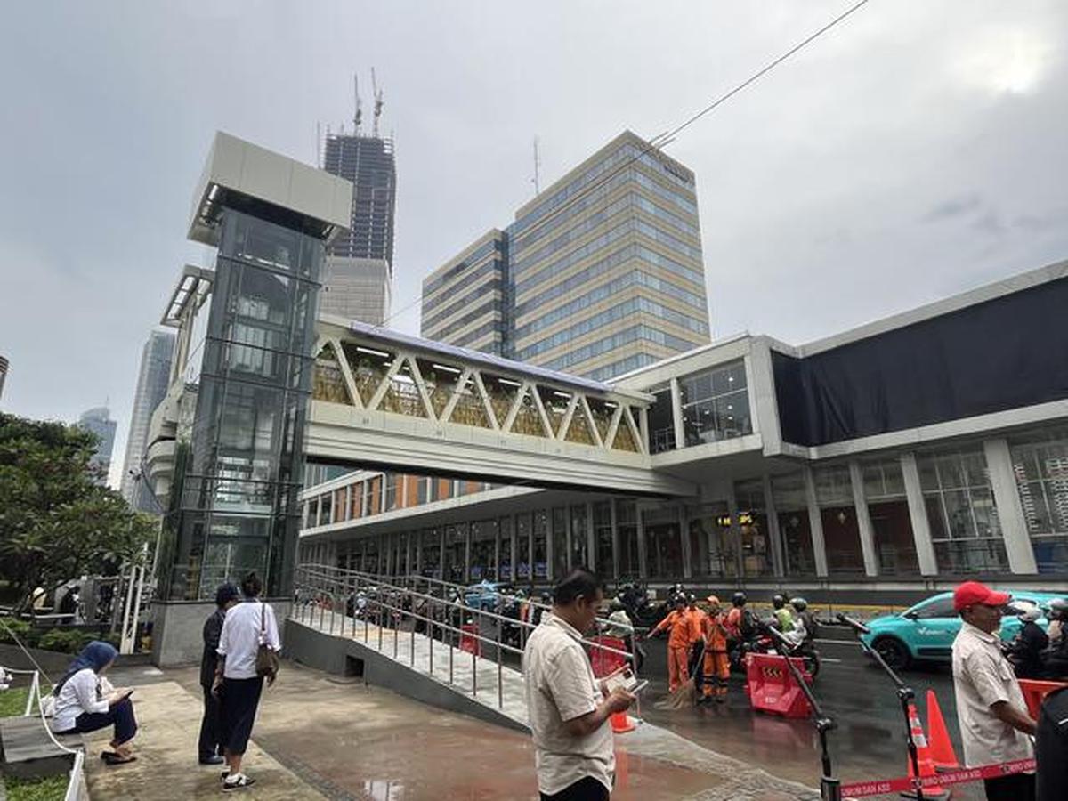 Pramono Ingin JPO MH Thamrin Terhubung ke Gedung Sarinah, Terkendala Status Cagar Budaya