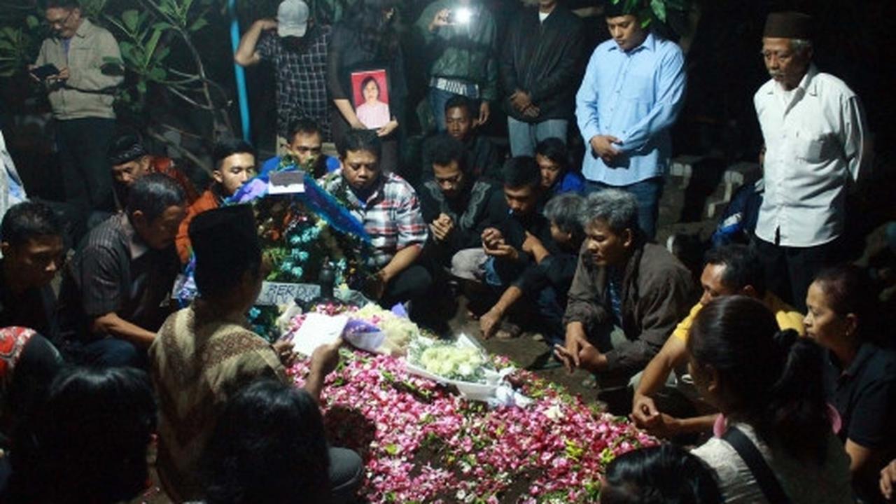 Tiba malam hari, korban Hercules asal Kediri langsung dimakamkan