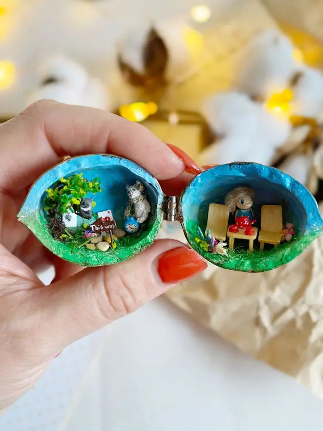 Diorama di Dalam Kulit Kacang