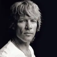 Judika akan menyanyikan lagu Indonesia Raya sebelum konser Bon Jovi dibuka. Selain itu, ada aksi pembuka dari salah satu musisi Youtube asal Amerika Serikat, yaitu Musisi Sam Tsui.