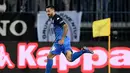 7. Francesco Caputo (Empoli) - 14 gol dan 3 assist (AFP/Marco Bertorello)