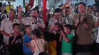 Momen Prabowo dan Warga Tapsel Sambut Malam Tahun Baru, Nyanyi Bareng Tanah Airku di Pengungsian