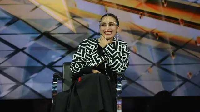 Aksi Ivan Gunawan dan Ayu Ting Ting di Rising Star Indonesia Dangdut