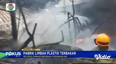 Simak informasi dalam Fokus Pagi edisi (11/05) dengan beberapa topik pilihan sebagai berikut, Kebakaran Menghanguskan Lima Bangunan, Banjir Merendam Ratusan Rumah, Pria Berbobot 150 Kg Dievakuasi ke Rumah Sakit, Pesinetron Terjerat Narkoba, Ruko Tiga...