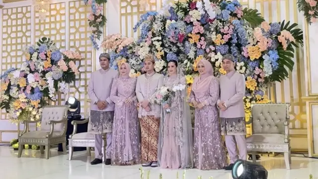 Ngunduh Mantu Beby Tsabina dan Rizky Natakusumah. [@wirantikurniabride]