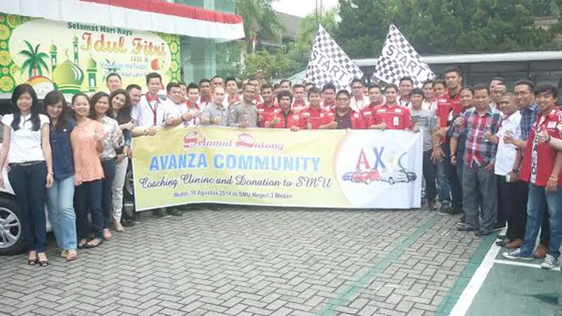 AXIC dan Toyota Berbagi Skill Safety Driving ke Pelajar SMA