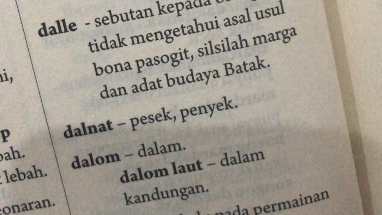 Kata Arkais Adalah Kata-kata Berhubungan dengan Masa Lalu, Lengkap Contohnya