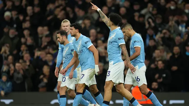 Foto: Aksi Apik Nico O'Reilly Bawa Manchester City Jaga Asa Rebut Puncak Klasemen Liga Inggris