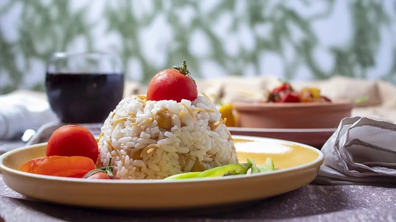 Ilustrasi makanan sahur