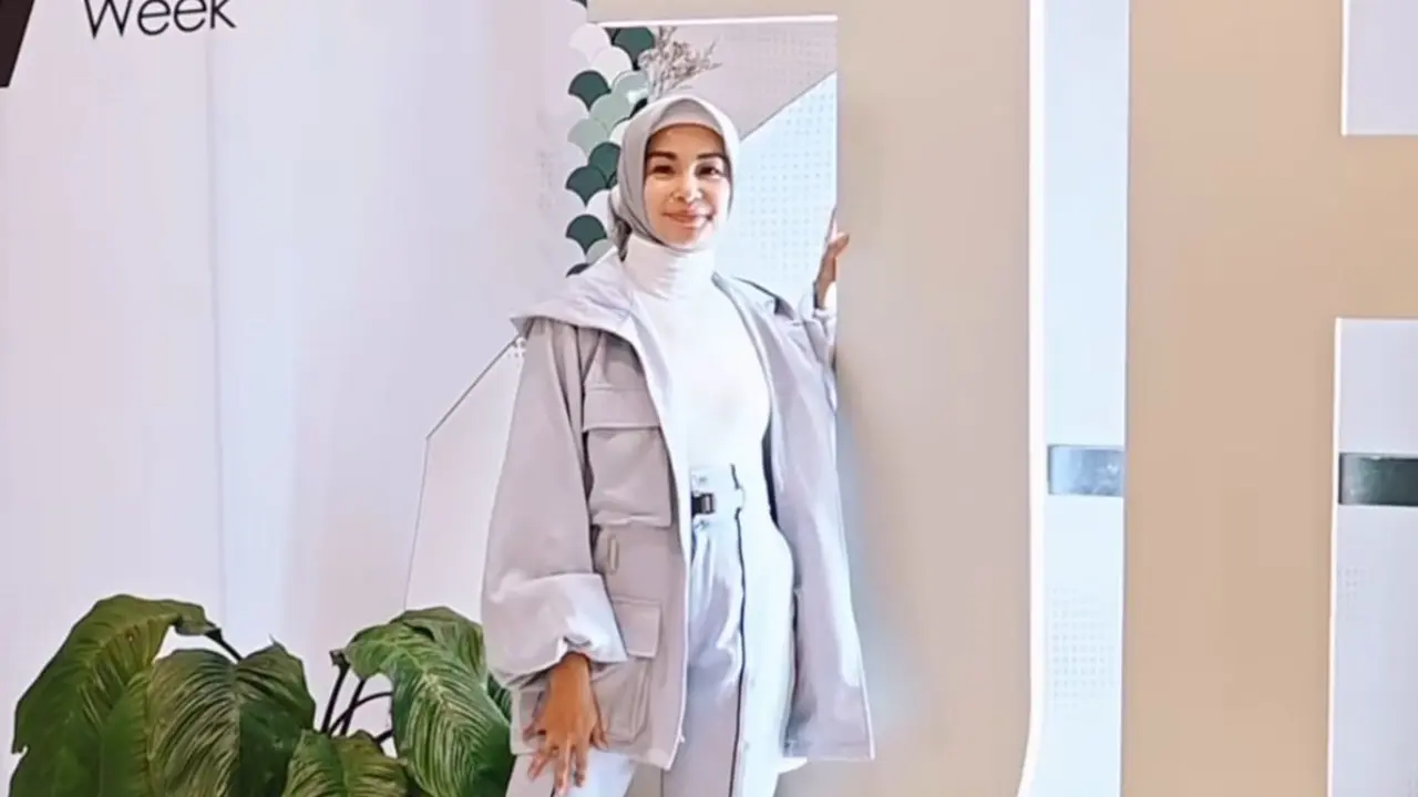 Gaya Hijab Soraya Larasati. (Dok: IG @sorayalarasat1 https://www.instagram.com/sorayalarasat1/)