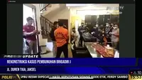 Bharada E menodongkan pistol ke arah Brigadir J. Adegan ini terlihat saat rekonstruksi di rumah dinas Irjen Ferdy Sambo di Duren Tiga, Jakarta Selatan. (Sumber foto: Youtube Polri TV)